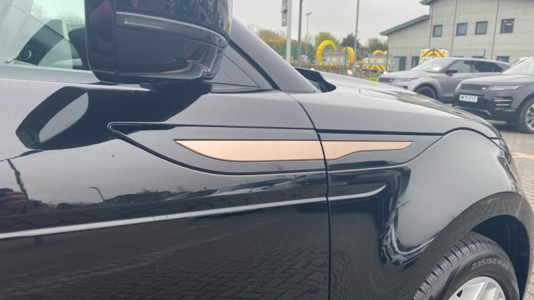 Land Rover Range Rover Evoque 2.0 D200 R-Dynamic SE 5dr Auto Diesel Hatchback